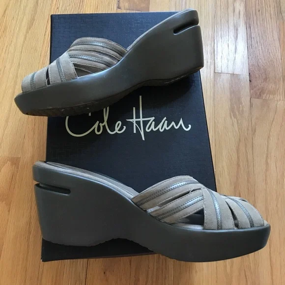 Cole Haan Air Kiersten Wedge Size 6.5 - Picture 3 of 5